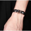 Miniatyrbillede 2 af 3: Herrearmbånd i læder med magnetlås i rustfrit stål