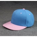 Pikkukuva 4 / 4: Kaksisävyinen snapback-lippis, litteä baseball-lippis, rekkakuskin yksivärinen tyhjä lippis
