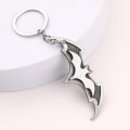 Miniatyrbillede 4 af 4: Fladdermus-symbol nøglering i zinklegering - nøglering i flagermusform i metal