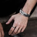 Miniatyrbillede 3 af 5: Trendy for- og bagside titanium stål armbånd Dominerende herre bred version støbt armbånd