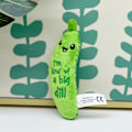 Miniatyrbild 5 av 6: Crunchy Pickle Kicker Dental Catnip Cat Toy 15CM grön