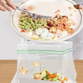 Miniatyrbillede 5 af 5: Håndfri Madopbevaringsposeholder til at Hælde Restmad i, Lukke Fryserposer, Fryserposeholder til Gallon- og Kvartstørrelser