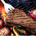 Pikkukuva 3 / 5: Kannettavat grillausvälineet - Monipuoliset grillaustarvikkeet - Kaasu-, savustus- ja hiiligrilleille
