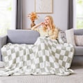 Miniatyrbillede 3 af 3: Ternet tæppe, salviegrøn mikrofiber blødt hyggeligt fluffy varmt håndlavet tæppe til sofa, stol, seng, camping, picnic, rejse