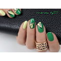 Pikkukuva 4 / 4: Victoria Vynn - Gel Polish - 221 Green Grass - Gellack Green