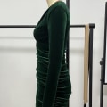 Miniatyrbild 5 av 5: Sexig sammetslångärmad V-ringad rynkad bodycon miniklänning för fest