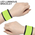 Miniatyrbild 3 av 5: Armband med LED-lampor, armband med lampor, utrustning för löpning, konsert