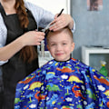 Miniatyrbillede 5 af 5: Børnefrisørkappe med nakkebørste, professionel frisørkappe til salon med justerbar trykknap