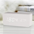 Miniatyrbillede 3 af 5: IC Digital LED Vækkeur i Trædesign - Hvid Hvid