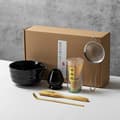 Keramisk teservis, inklusive matcha-skål, matcha-visphållare och matcha-visp, 5-delars set black