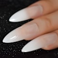 Miniatyrbild 3 av 5: Gradeint Naturlig Nude Rosa Stiletto Falska Falska Naglar Ombre Fransk Extra Lång Spetsig Salong Tryck På Slit UV Nagelkonst Tips