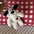 Miniatyrbillede 3 af 5: IC Ny Plys Sort Kærlighedshvalp Nøglering Legetøj Udstoppede dyr hvalp