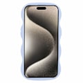Miniatyrbild 2 av 5: iPhone 13 Mobilskal Wavy Lila