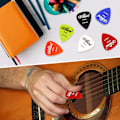 Miniatyrbild 2 av 7: Högpresterande Plektrum för Stränginstrument, Kompatibla med Celluloidstil Gitarr Bas Ukulele, ABS Material Blandade Färgglada Ergonomiskt Designade