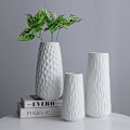 Miniatyrbild 4 av 5: Multifunktionell Modern Minimalistisk Vas, Djärv Geometrisk Design för Dekoration på Soffbord, Säker Förpackning Säkerställer Säker Ankomst (Vit, 12,4x25,5x7,5cm)