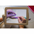 Miniatyrbild 6 av 6: Upplev den ultimata läskamraten: Vårt förstoringsglas med skärmförstoring erbjuder ergonomisk design &amp; universell kompatibilitet, 360 grader