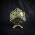 Miniatyrbilde 5 av 5: 1:1 Hellraiser Cube Puzzle Box Bevegelig Lament Terror Film Serie Puzzle Box Cube Fullt funksjonell Pinhead Prop Model Figur Leke