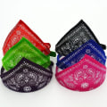 Pikkukuva 4 / 5: Säädettävä lemmikkieläinten bandana kaulahuivi koiran sylkipyyhe puuvillainen koiran tarvikkeet painatus kolmioside Rose red