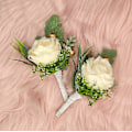 Miniatyrbillede 4 af 5: 2 stk Bryllup Boutonniere Til Brudgom og Bedste Mand Suit Dekoration Kunstige Roser Knaphuller Blomst Til Bryllup Prom Party, Elfenben
