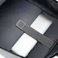 Miniatyrbilde 3 av 4: Laptopveske med USB-lading, grå