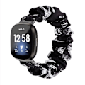 Pikkukuva 1 / 5: Fitbit Versa 4 / Sense 2 universal hiusrenkaaseen watch rannekkeelle Grey Floral