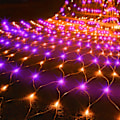 Miniatyrbillede 1 af 5: Udendørs Halloween Net Lys, 3,65 m x 1,5 m 360 LED Fe Lys Kæde med 8 Lysindstillinger, Sammenkoblingsbar Sikker Adapter til Have Træer Buske