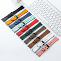 Miniatyrbillede 2 af 5: Læderrem til Samsung Galaxy Watch 4 Classic 44mm 40mm Ingen huller Silikone+læderarmbånd Correa Galaxy Watch 4 5 Pro Band white-black Galaxy Watch 4 40-44S-M