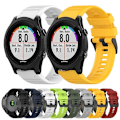 Pikkukuva 3 / 5: Garmin Forerunner 935 22 mm vaakasuora pintakuvioinen watch irrotustyökalulla White