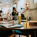 Miniatyrbillede 3 af 5: Trådløs Bordlampe, Led Metal Usb Genopladelig 6000 mah 2-niveauer Lysstyrke Natlys Skrivebordslampe Læselampe Til Restaurant/soveværelse/sovesal (guld) Gold