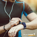 Pikkukuva 5 / 5: 4 kpl yhteensopivaa Fitbit Charge 5/Charge 6 -rannekkeita naisille ja miehille, hengittävät ilma-aukkoiset urheilurannekkeet