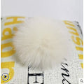 Pikkukuva 1 / 5: Hatut Käsintehty todella suuri hiuspallo turkishousu soljella Fox fur beige
