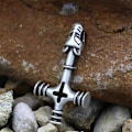 Pikkukuva 3 / 4: Norse Thorin vasara Olaf Wolf Cross Mjolnir -riipus viikinkityylinen koru miekkojen miesten kaulakoru Talisman musta köysiketju korut