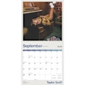 Miniatyrbilde 4 av 4: Taylor Swift 2025 Kvadratisk Veggkalender 30cm x 30cm Flerfarget