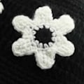 Miniatyrbild 3 av 5: Virkad Bucket Hat för Kvinnor Trendig Stickad Blommig Slouchy Hat Söt Boho Blomma Handgjord Beanie Utomhus Boho Resa Fiskehatt Creamy white