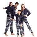 Julefamilie matchende pyjamassæt med juletræprint 2T