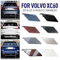 Pikkukuva 4 / 5: Takapuskurin vetokoukun reiän suojus VOLVO XC60 2018-23 39849034 31449210 js Maple Brown