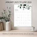Miniatyrbild 3 av 4: Estetisk Väggkalender 2025-2026 - Löper från januari 2025 till juli 2026 - Den perfekta moderna gröna kalenderplaneraren för enkel organisering