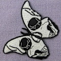 Miniatyrbild 4 av 4: 4 st Skalle Fjäril Broderade Märken Stryk-På Sy-På Lapp