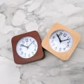 Miniatyrbilde 4 av 5: Ocean Light Wood, Batteridrevet Morgenvekkerklokke, Tikkfri