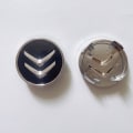 Miniatyrbillede 3 af 5: stk. (Hvid/Mat Sort) Centerkapsel til KAVANIC Tesla Model Y M
