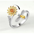 Miniatyrbillede 2 af 5: 14 karat hvid og gul guldbelagt justerbar solsikkeblomst bi spinner ring - Fidget smykker til kvinder, angst ringe til kvinder, fidget ringe