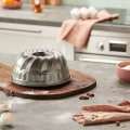 Miniatyrbillede 4 af 5: Karbonståls Non-Stick Fancy Ring Pan, 8,6 x 4 Tommer Dyb, Grå, 1