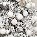 Miniatyrbilde 4 av 5: 24 stk julekulepynt i 24 karat gull, knusesikre julekulepyntsett