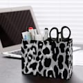 Miniatyrbillede 5 af 7: Blck nd White Leoprd Print PU Leer ncil Holder Cute n Continer Mkeup Storge Box Desk Orgnizer Blck nd White leoprd Print Black and White leopard