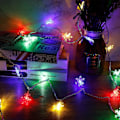 Miniatyrbild 6 av 7: 2-pack julsnöflingor ljusslingor, 50 LED 24FT utomhus jul dekorativa ljusslingor, 8 belysningslägen och timer, batteridriven vattentät för