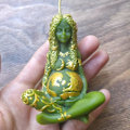 Miniatyrbild 2 av 5: Gudinnan Moder Jord Form DIY Form