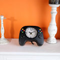 Miniatyrbillede 4 af 7: Gamepad-formet vægur, kaminur til gamere, metal, sort, 7,4 x 6,0 tommer, stille fejesekundbevægelse, unik videospilindretning sort