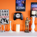 Miniatyrbillede 7 af 7: Gamepad-formet vægur, kaminur til gamere, metal, sort, 7,4 x 6,0 tommer, stille fejesekundbevægelse, unik videospilindretning sort