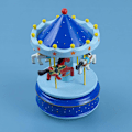 Miniatyrbillede 5 af 5: Mini musikboks figur fødselsdag gave bordpynt (karrusel træheste himmel