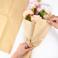 Miniatyrbild 4 av 5: Glitterpapper: Mousserande omslagsmaterial